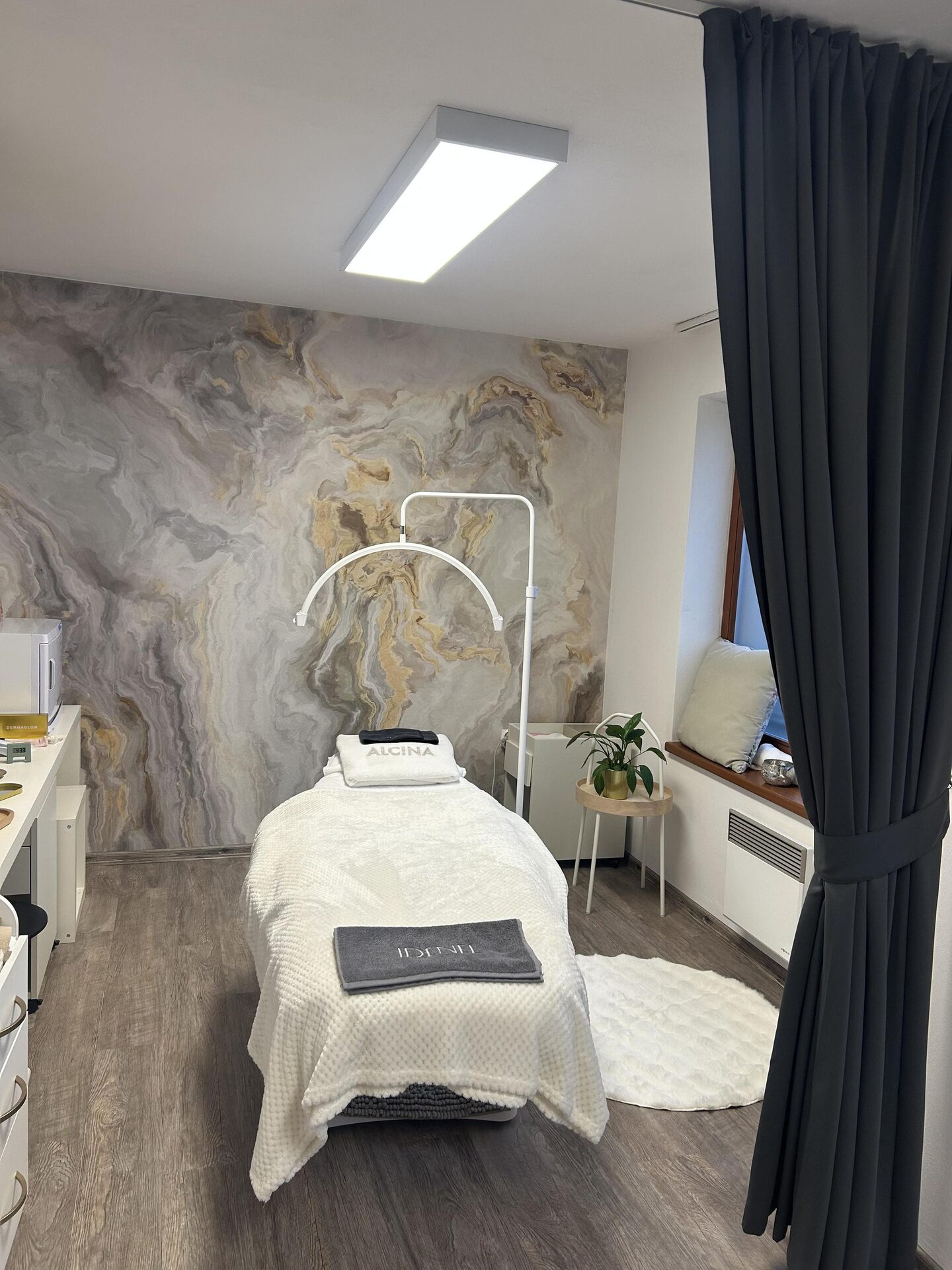 Interiér kosmetického studia